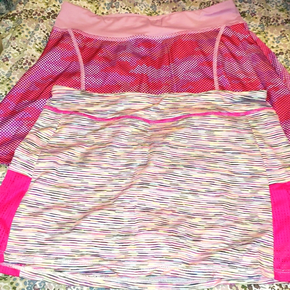 Girls athletic tennis skirt with shorts